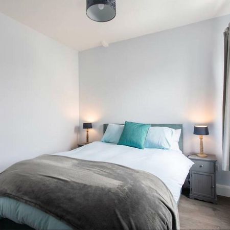 Beautiful Two Bed Mumbles Flat - With Parking Space Luaran gambar