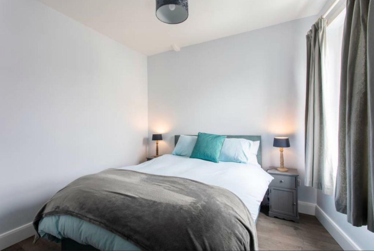 Beautiful Two Bed Mumbles Flat - With Parking Space Luaran gambar